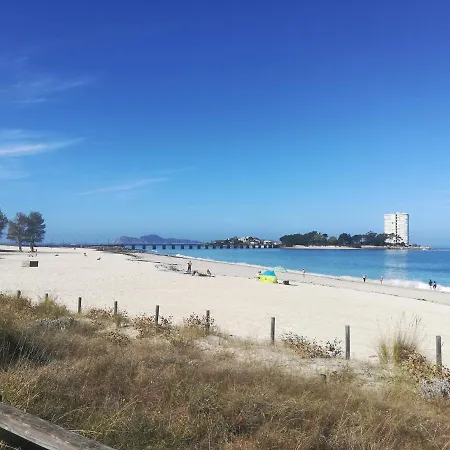 Apartament Vacacional En Playa Del Vao - Corujo