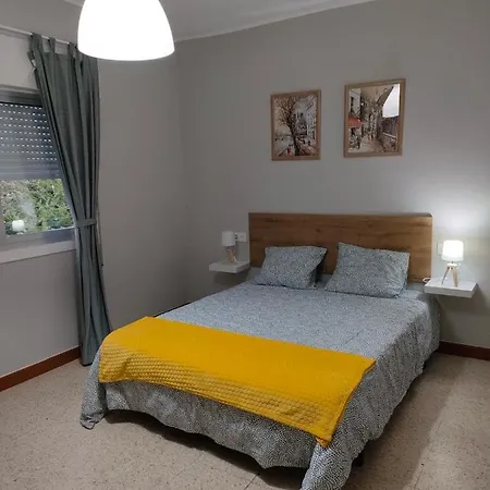 Vacacional En Playa Del Vao - Corujo Apartment