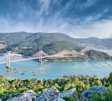 Apartment Vacacional En Playa Del Vao - Corujo Vigo