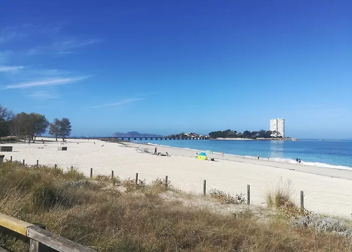 Apartament Vacacional En Playa Del Vao - Corujo